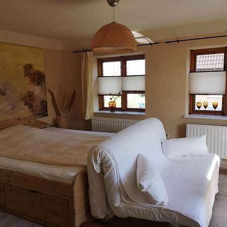 Zimmer Mit Gartenblick Schleswig Exteriör bild